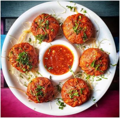  Momos Gegrilled tot Perfectie en Geserveerd met een Pittige Dip!